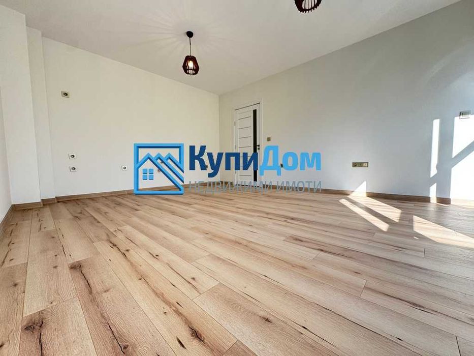 Продава се Двустаен апартамент в Варна, Автогара - 55 кв.м за 1020 €/кв.м - Снимка #2