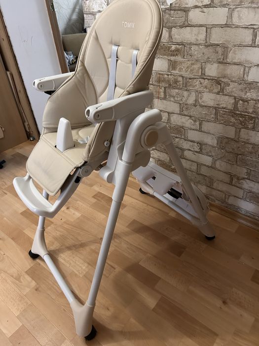 Стульчик для кормленмя Tomix