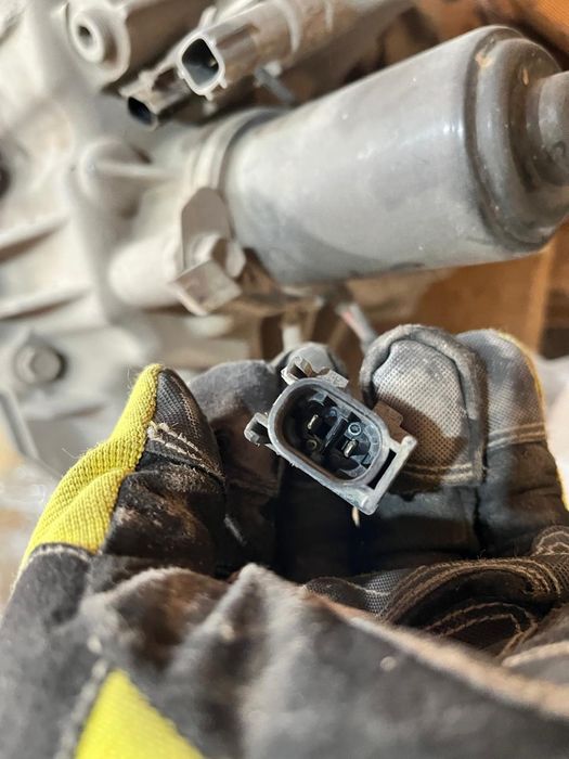 Продам раздатку и рулевую рейку