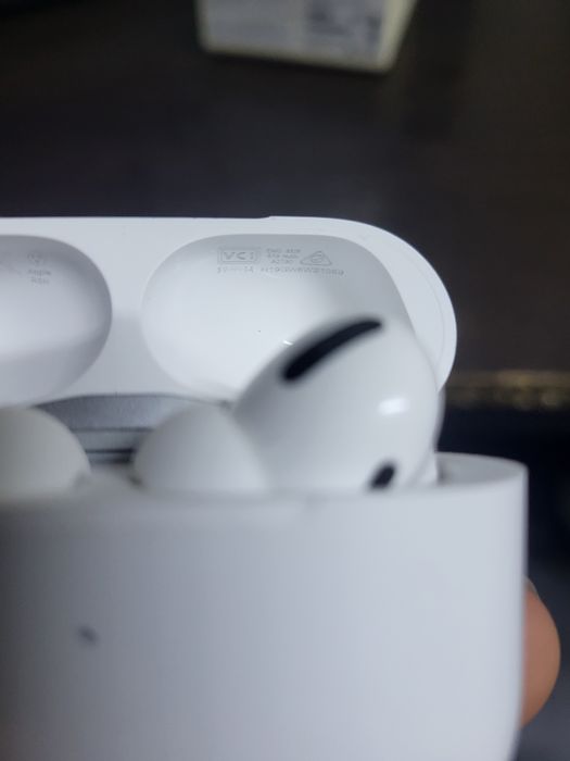 Продам срочно Airpods pro