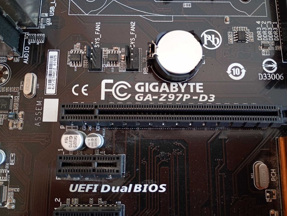 Дънна платка с процесор Intel i7