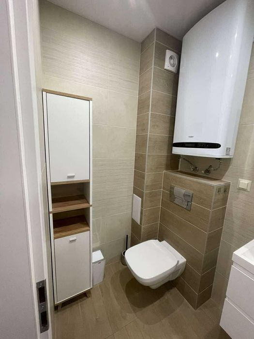 Дава се под наем Двустаен апартамент в к.к. Св.Св. Константин и Елена - 65 кв.м за 700 € - Снимка #6