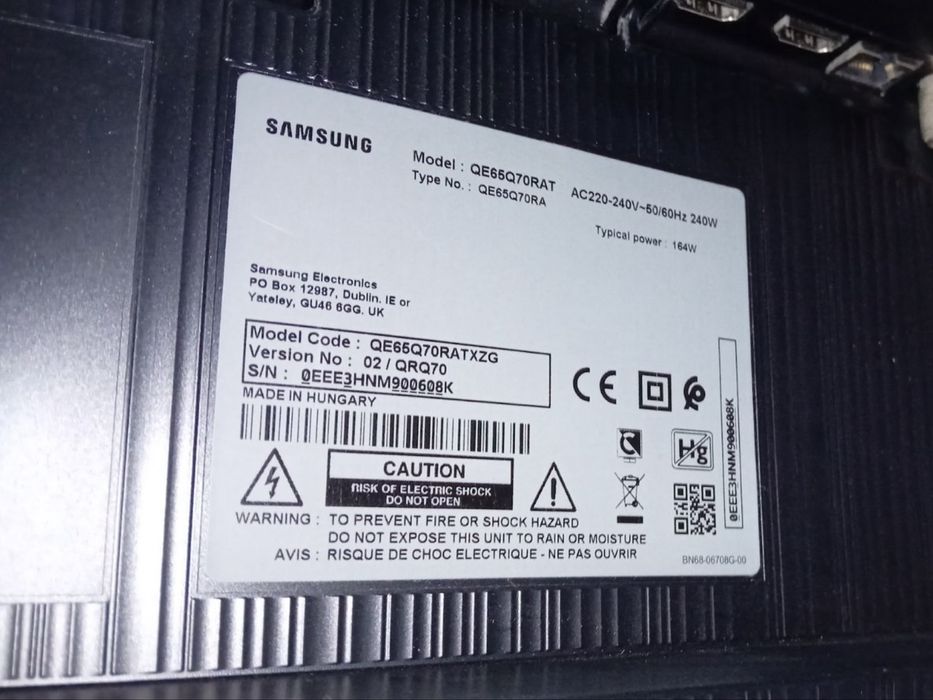 Телевизор Samsung Smart Qled 65 инча нов