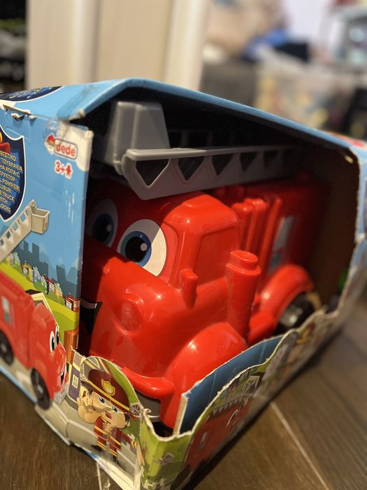 Masinuta de pompieri cu cuburi (30 piese)