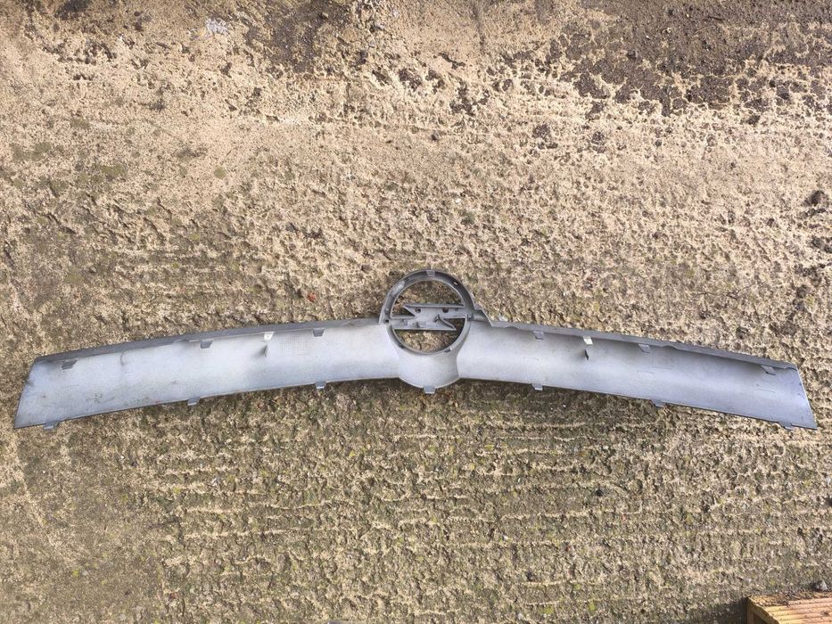 Лайсна за Опел астра х