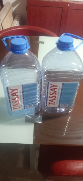 Продаются 5 литровый баклашки