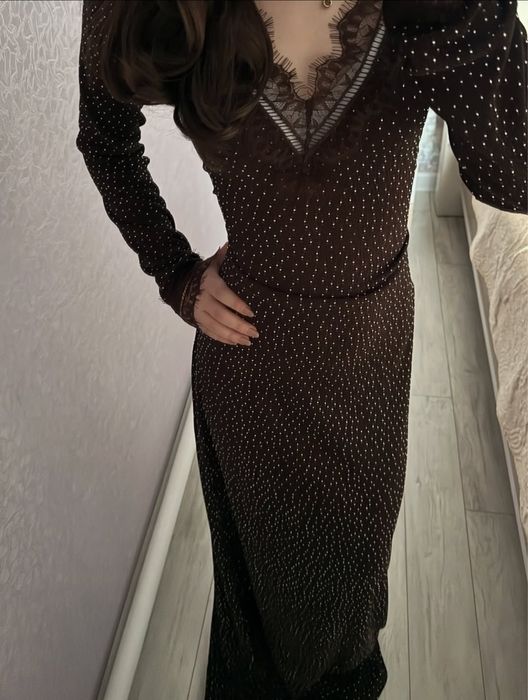 Все платья по 15.000