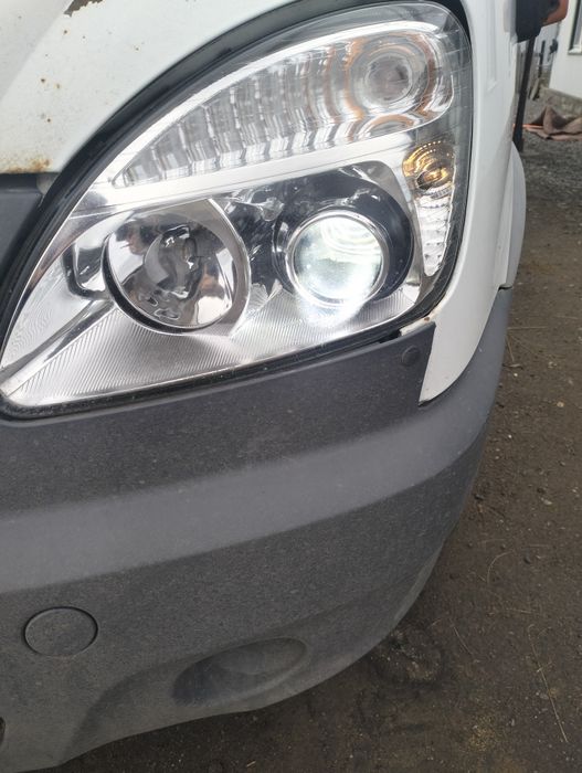 Продам фары на газель комплект