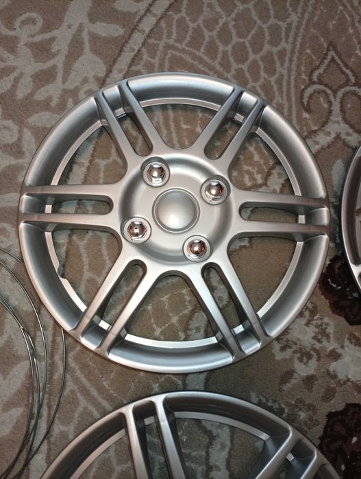 Тасове - 4 броя .