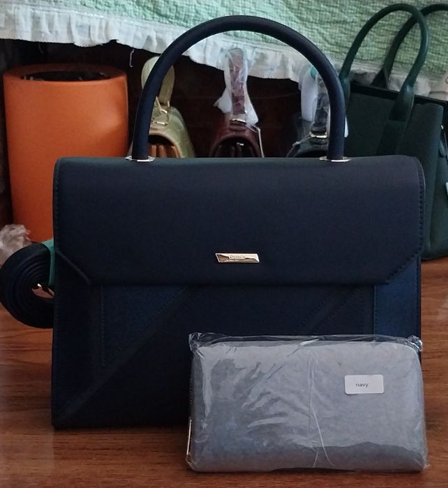 Original Chrisbella ayollar sumkasi