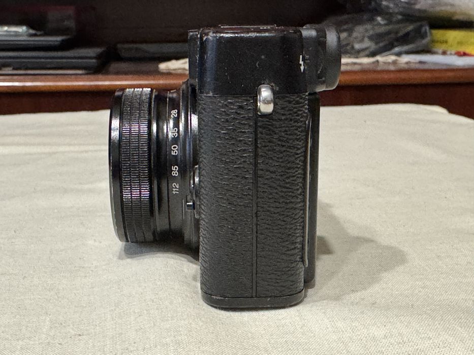 Aparat Foto Fujifilm X10