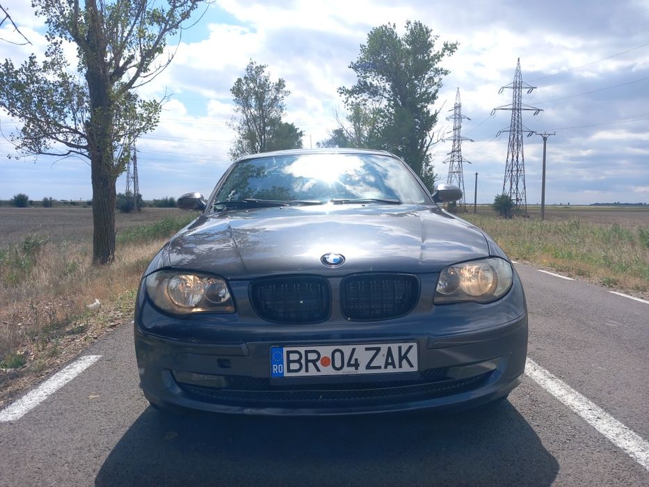 Vând bmw seria 1