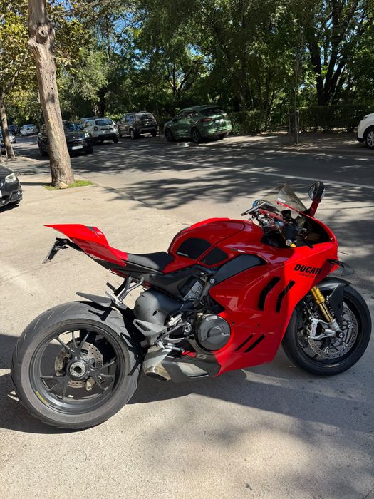 ducati panigale V4S