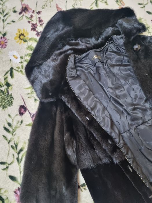 Haina din blana naturala de vizon