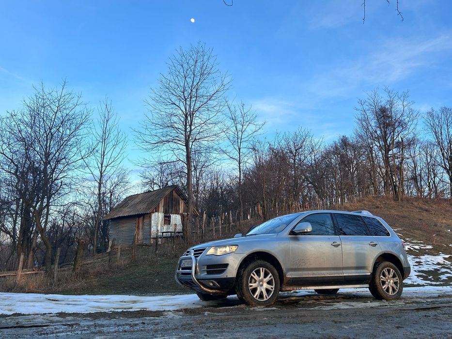 VW Touareg 3.0 TDI V6 4x4 | Full option | Trapă | Navigație |