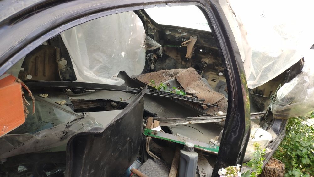 Продам кузов на nissan maxima a32