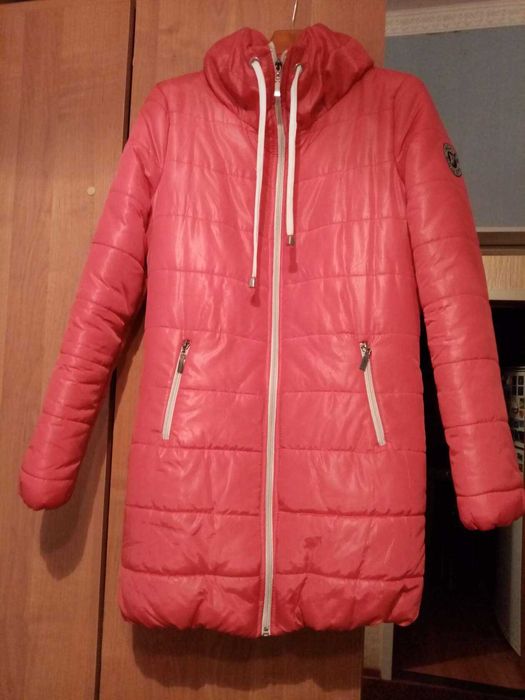 куртка на  девочек подростков