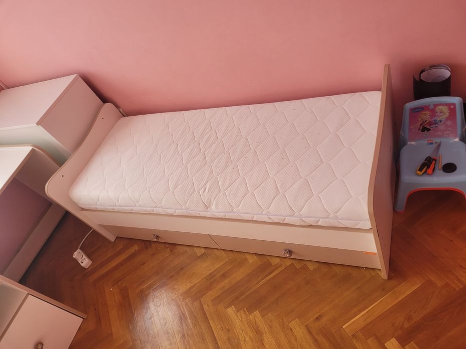 Детско легло 3 в 1 + матрак по поръчка за юношеското легло