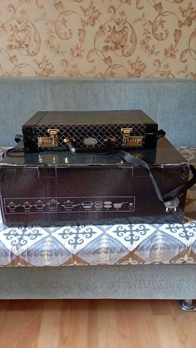 2 оригинальных набора, посуда и стол.приборы Zepter.