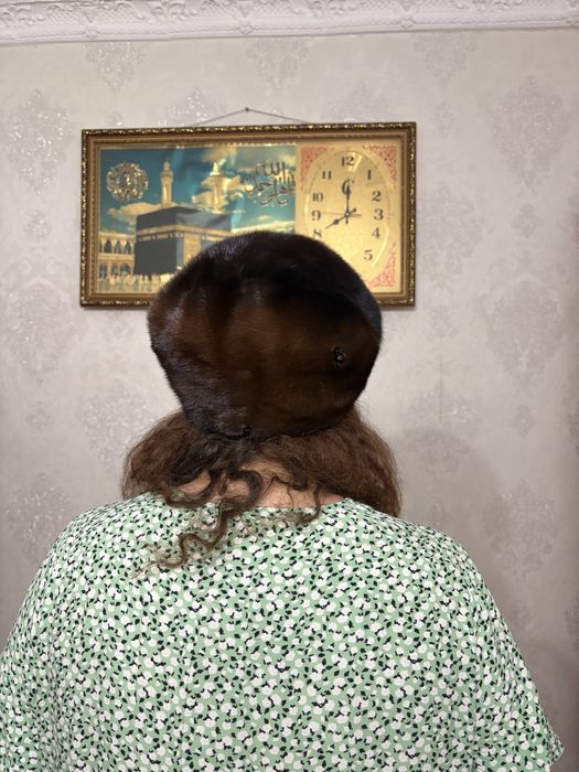 Шуба и норковая шапка