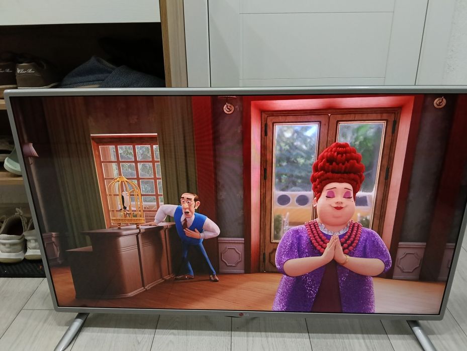 Продам телевизор LG Smart