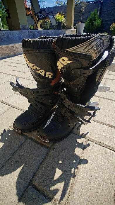 Ghete enduro marimea 35