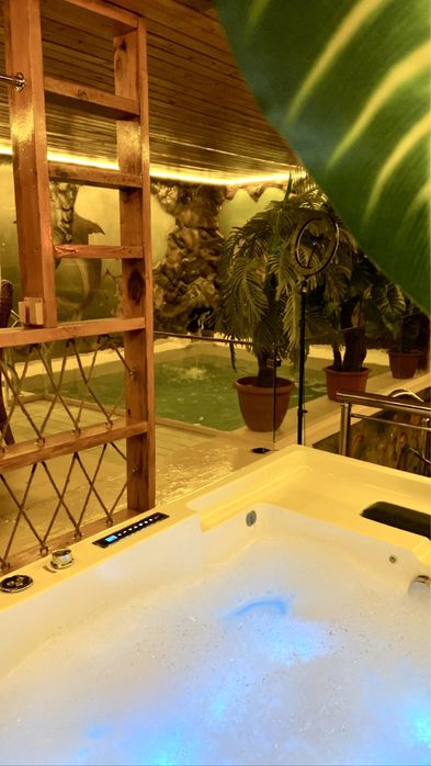 Коттедж в городе! Караоке. Сауна. Бассеин. Бильярдная