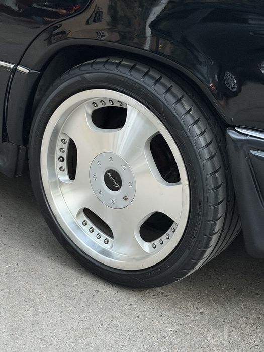 W124 mersedes benz