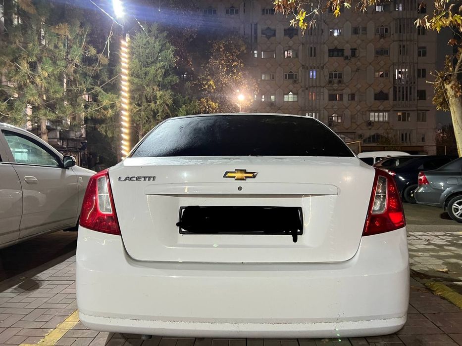 Chevrolet Jentra