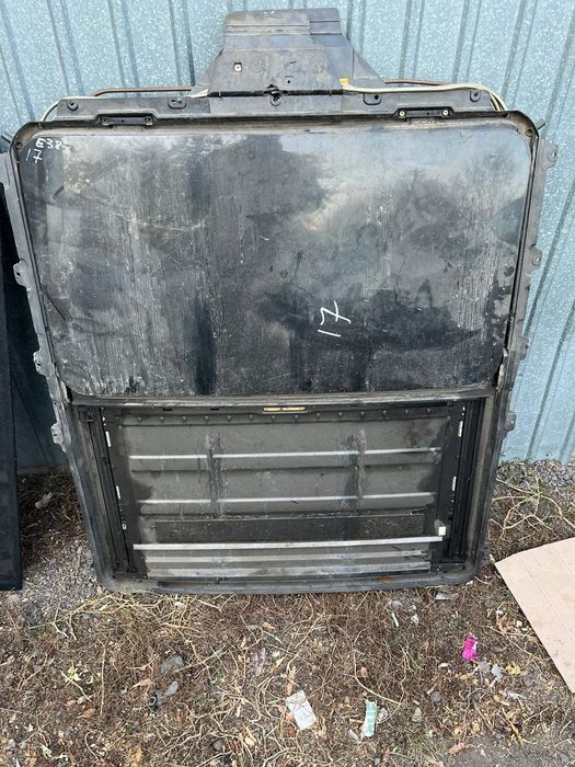 Продам люк на БМВ Ауди Мерседес