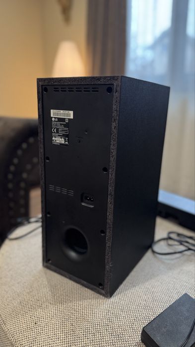LG SJ4 Soundbar+sub (саундбар+суб)