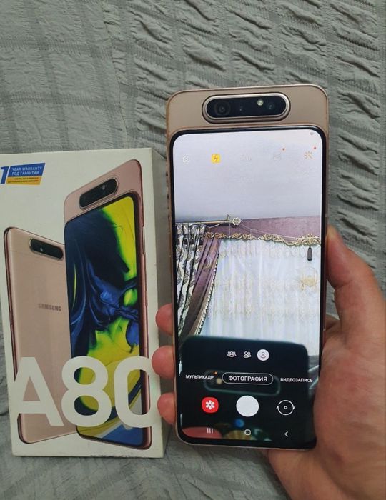 Samsung Galaxy A80 8/128GB Gold Flagman Igravoy Karobka Holati Yaxshi