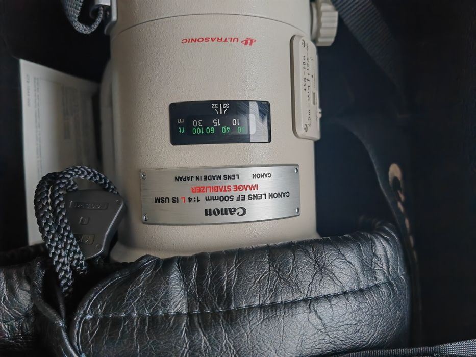 Canon EF 500mm f/4.0L IS USM -(Обектив)