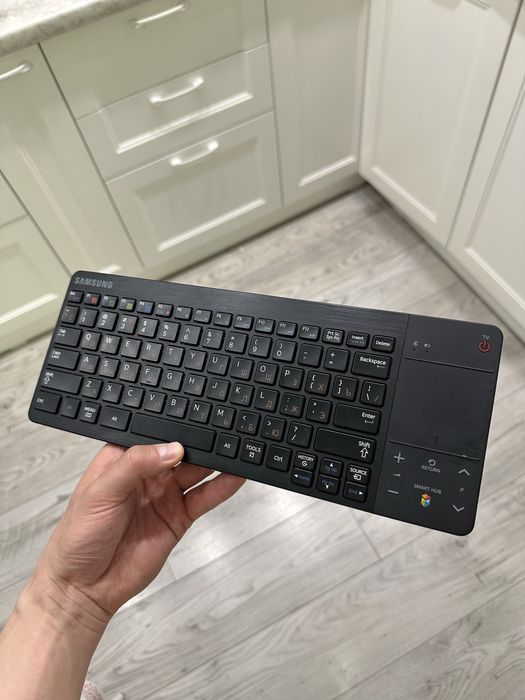 Samsung Smart TV 3D • 51 диагональ • 130 см