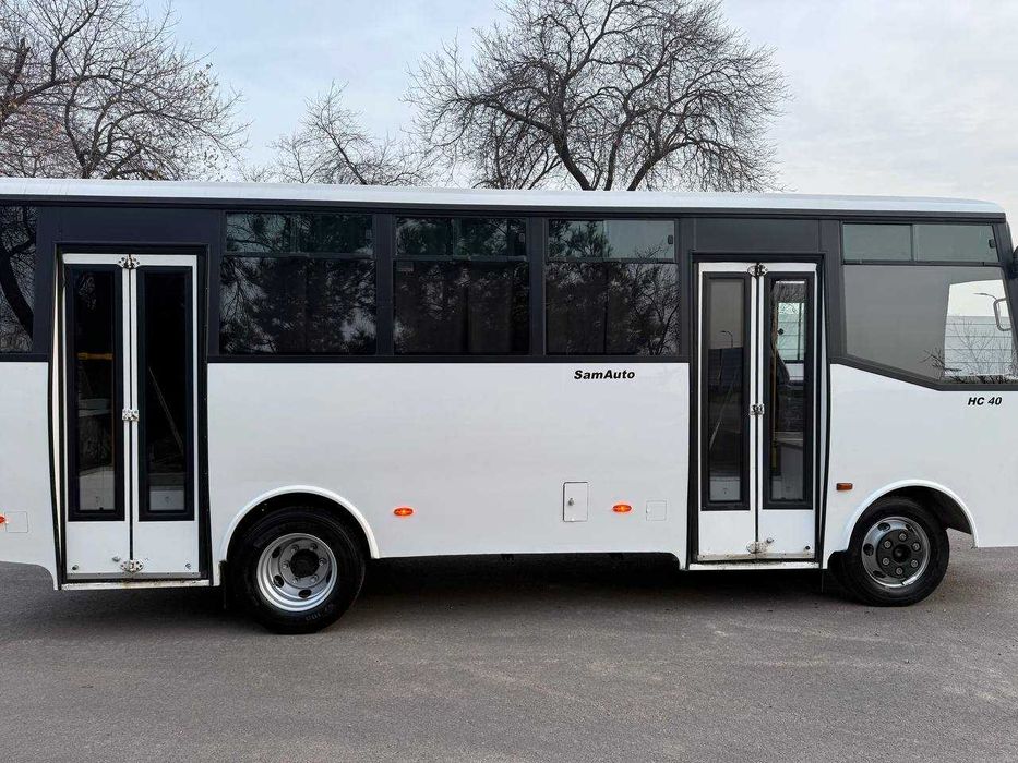 ISUZU SAZ HC40 автобус