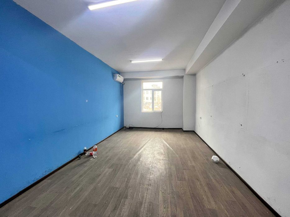 2 этаж помещение вдоль дороги! Улица Сагбан Мкад 350 м2!