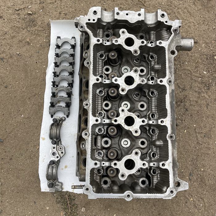 Продам галовка мотор 2 ТР