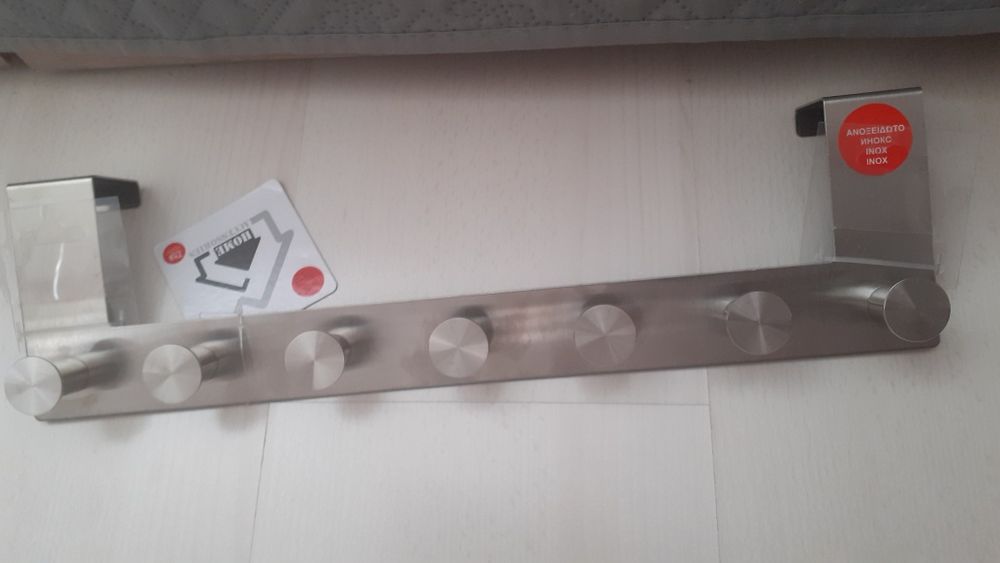 Иноксова закачалка за врата