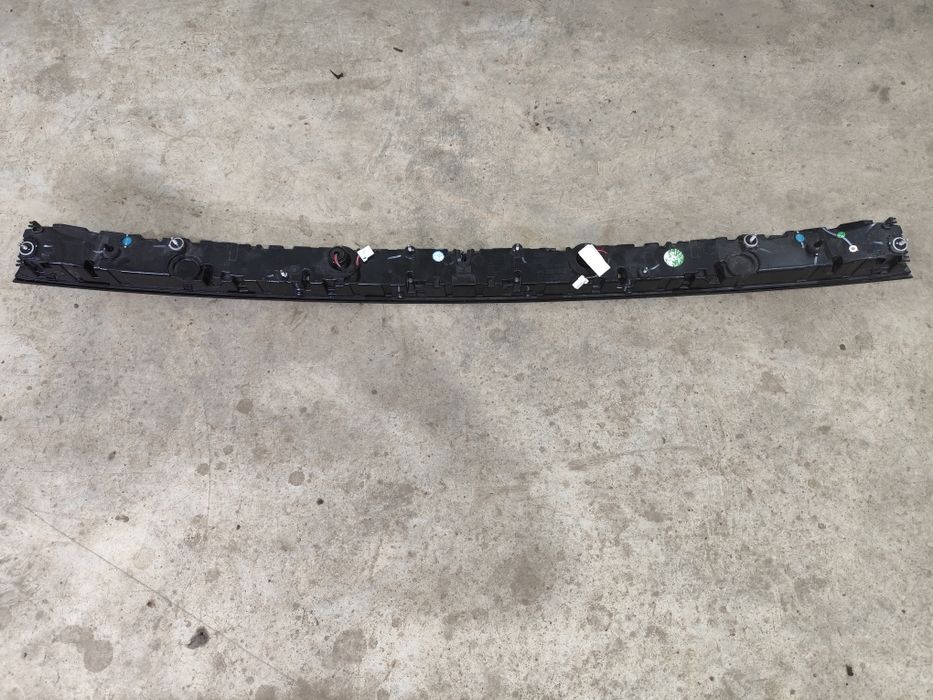 Фонарь Geely Atlas 25 год