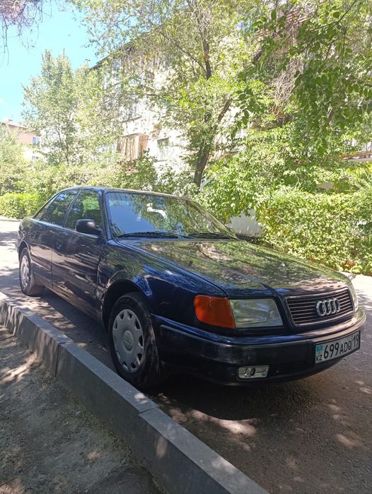 Ауди 100 quattro