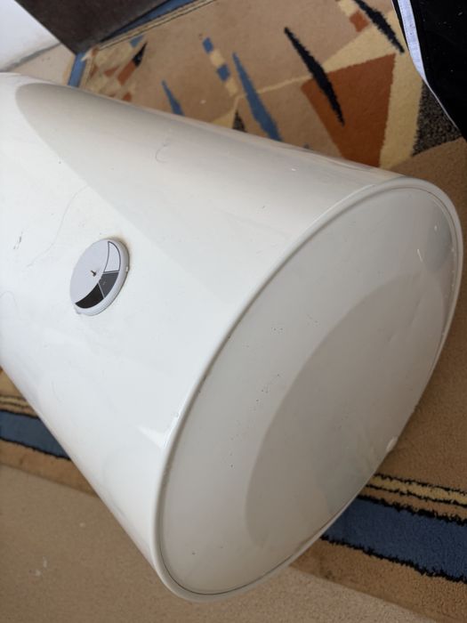 Водонагреватель Ariston 100литр