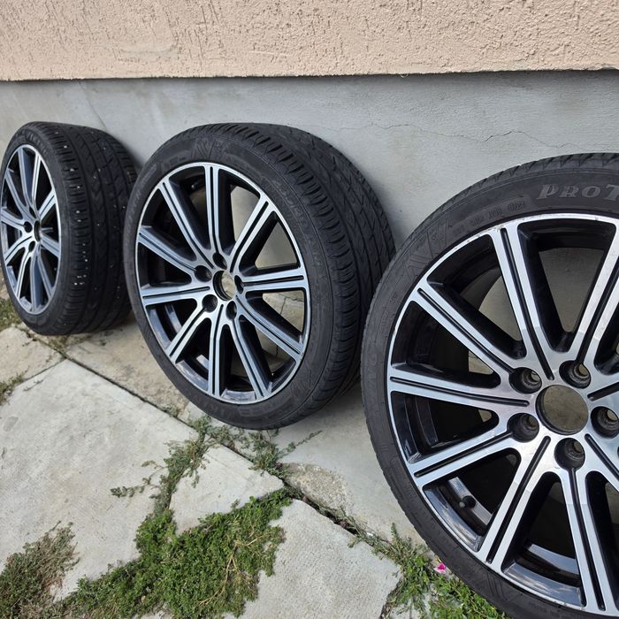 Jante volvo v 60 cu anvelope 235/40R18+ Capcele centrale originale volvo