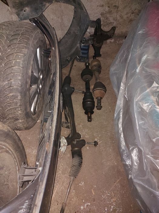 На части Opel Vectra 2.2 DTi, 2003