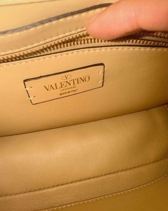 Чанта Valentino Garavani Roman Stud от рафия“