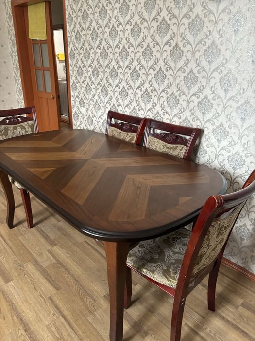 Стол натуральное дерево