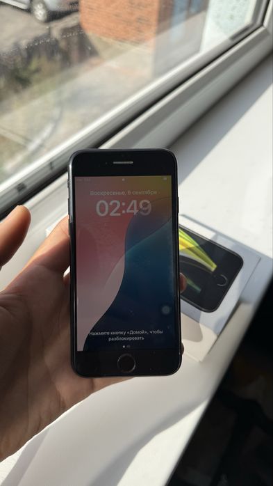 Iphone ce,128,72