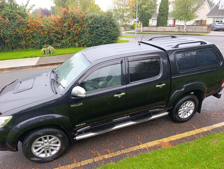 Toyota hilux invincibile 2012