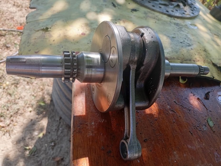 Vând ambielaj Aprilia