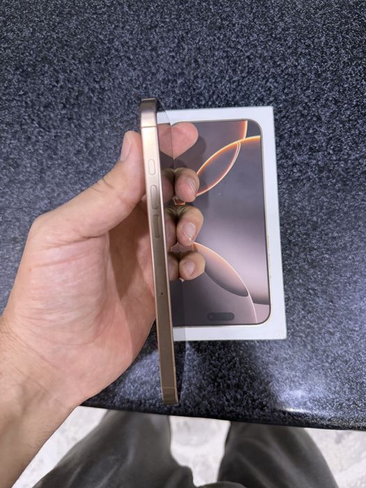 iphone 16 pro max pamit 256g holati zor oynasida bor oqip qlila