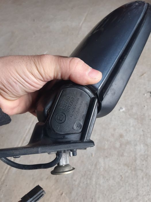 боковой стекло бмв е34